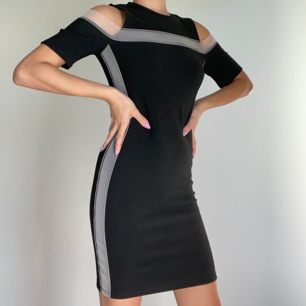 Bodycon black and white Topshop dress Size 6 (fits like a size 4)